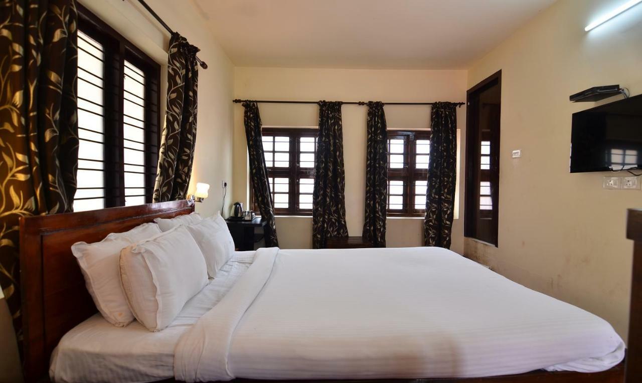 The Royal Heritage Hotel And Ayurvedic Center Thiruvananthapuram Exteriér fotografie