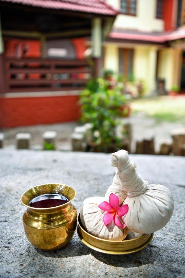 The Royal Heritage Hotel And Ayurvedic Center Thiruvananthapuram Exteriér fotografie